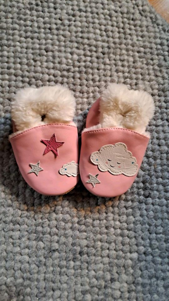 Hausschuhe, Buggyschuhe, Babyschuhe Gr. 18,21,22 in Erding