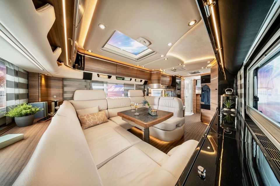 9m Wohnmobil Concorde Cruiser 890 RLA +++Luxus on the Road+++ in Stade