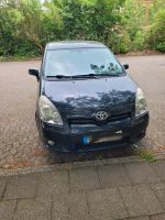 Auto mit zwei beschädigten Türen Nordrhein-Westfalen - Krefeld Vorschau