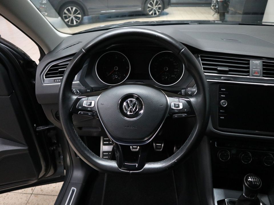 Volkswagen Tiguan Join 2.0 TDI ACC SHZ PDC App Connect in Wangerland