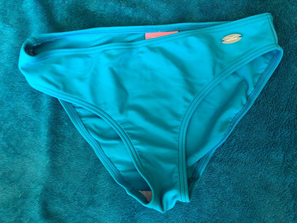Wäscheset Schlafanzug Bikini Bustiers Größe 158 164 in Garching b München