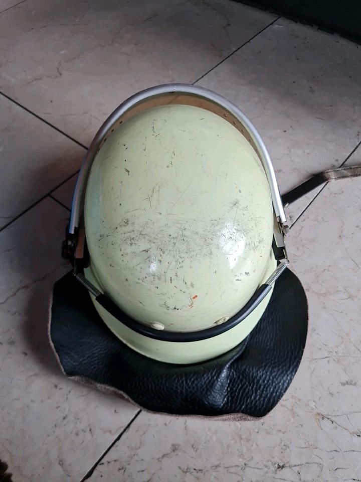 Alter Feuerwehr Sicherheits Helm in Gronau (Westfalen)
