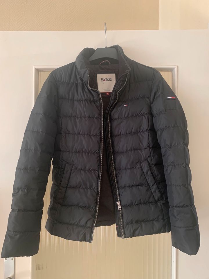 Hilfiger Denim Daunenjacke Gr.S/36 in Gelsenkirchen