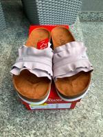 Super schöne Pantolette s.Oliver Leder Farbe „lilac“ Gr. 39 neu Bayern - Wilhermsdorf Vorschau