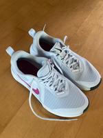 Damen Nike Turnschuhe,Größe 39 Schleswig-Holstein - Busdorf Vorschau