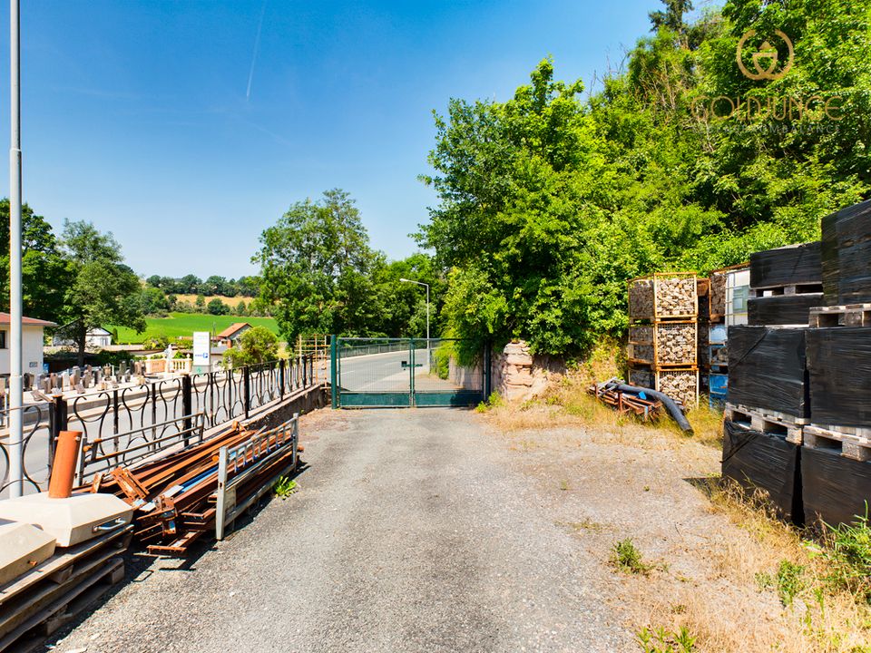 Gewerbehalle mit Garagen und Erweiterungspotenzial  auf 4000 qm im Norden von Rudolstadt in Rudolstadt