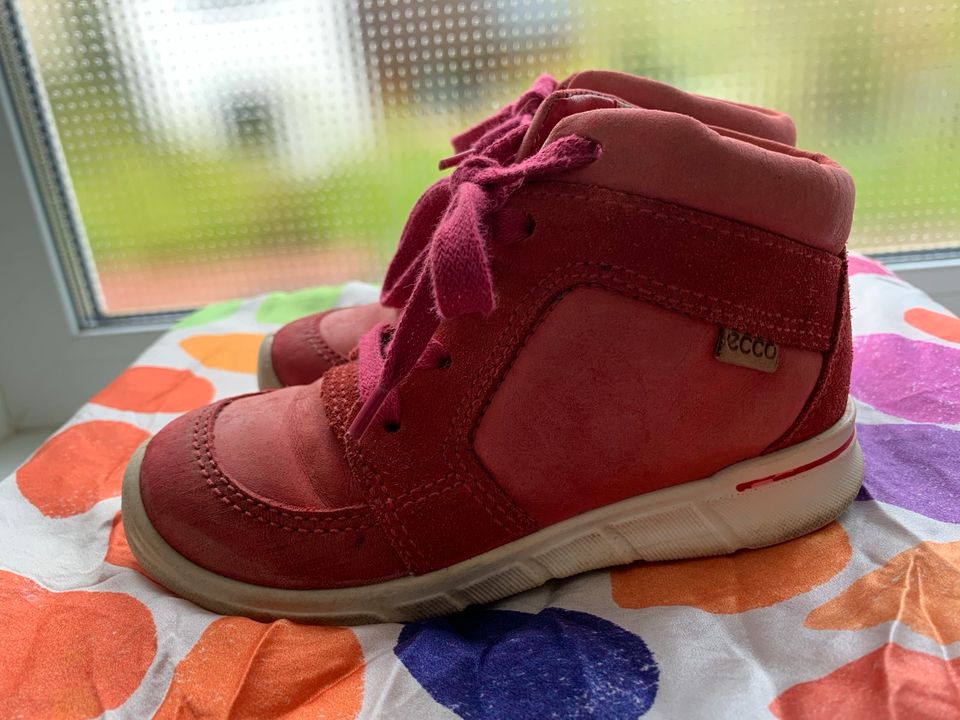 Ecco Lederschuhe rot Gr. 26 in Metten