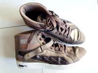 orig. PUMA Sportschuhe Sneaker Gr. 39 Gold/Bronze Schleswig-Holstein - Norderstedt Vorschau