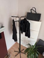 minimalistischer Garderobenständer schwarz Metall 1,7 m Stuttgart - Stuttgart-Nord Vorschau
