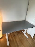 IKEA Schreibtisch Rodulf, elektrisch höhenverstellbar Baden-Württemberg - Karlsruhe Vorschau