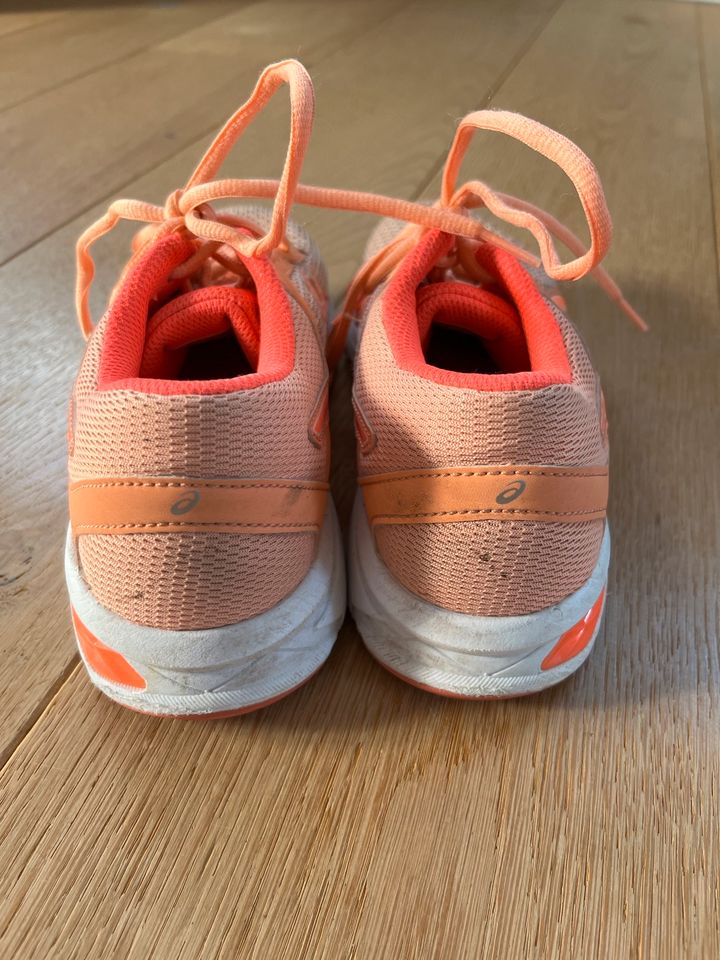 Asics Sneaker Turnschuhe • Gr 36 • pink/apricot in Bielefeld