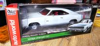 Dodge Charger 1:18 Autoworld "Holiday Muscle  Edition" Hessen - Hohenroda Vorschau