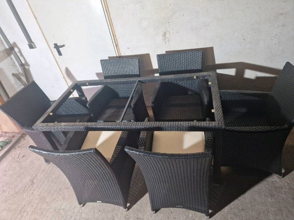 1 x Polyrattan Esstisch 160 x 80 cm + 6 Stühle + 6 Auflagen in Heusweiler