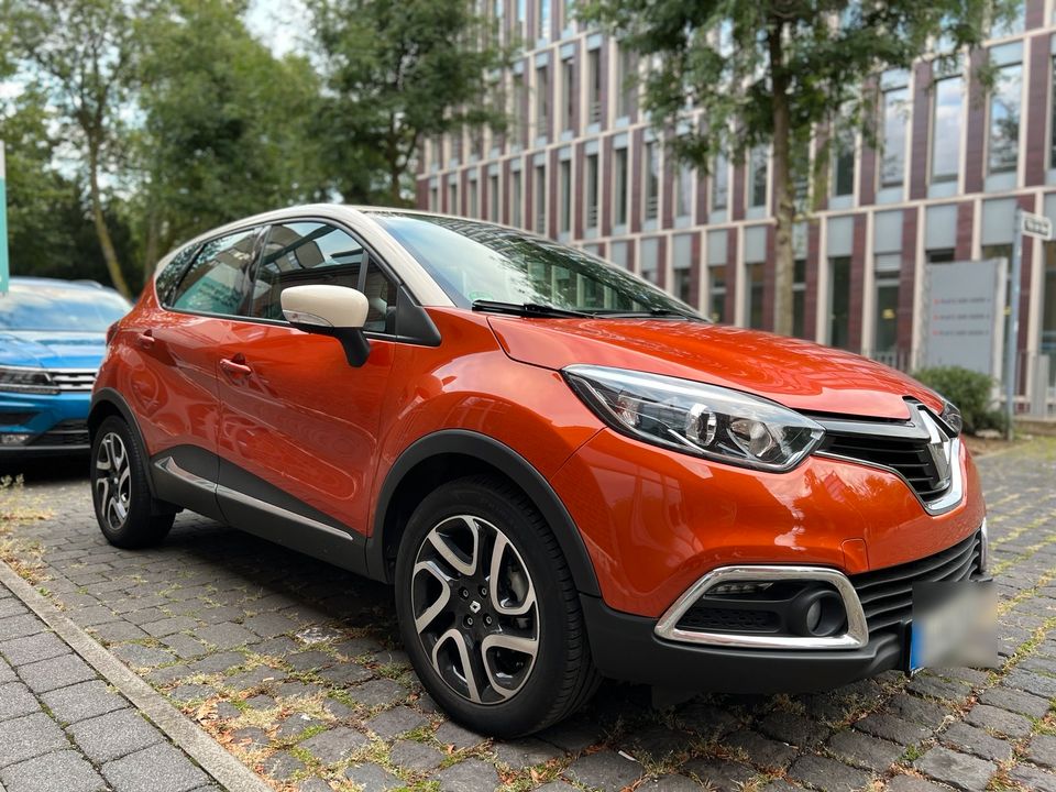 Renault Captur TCe 120 EDC Luxe - Automatik - Top! in Düsseldorf