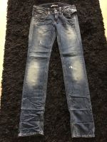 FORNARINA Beth Jeans blau 100% Cotton Baumwolle Größe 26 NEU München - Trudering-Riem Vorschau