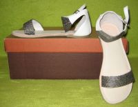 Mädchen Sandalen Sommerschuhe Weiß Gr.33 Leipzig - Kleinzschocher Vorschau