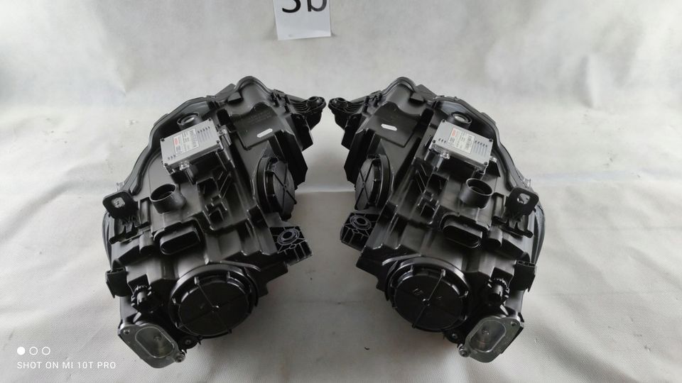 AUDI A3 8V FACELIFT XENON LINKS RECHTS SCHEINW 8V0941005E, 8V0941 in Neu-Isenburg