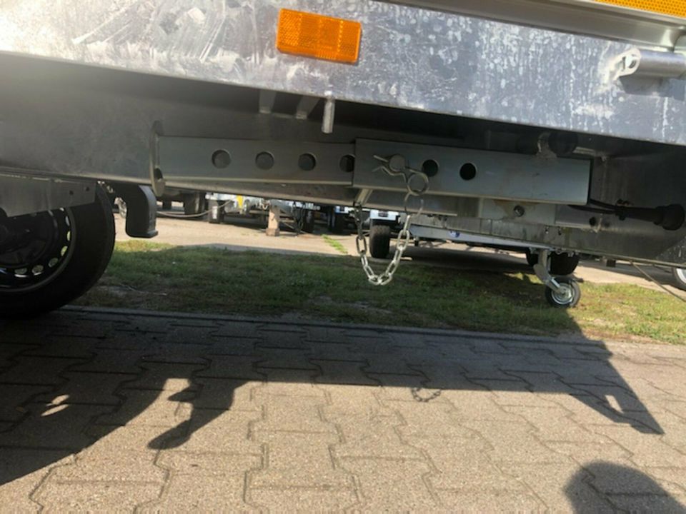 ⭐️ Eduard Auto Transporter 1350 kg 256x150x160 cm Rampen Plane 63 in Schöneiche bei Berlin