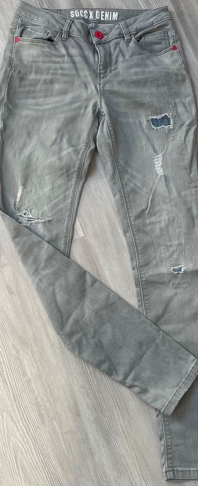 SOCCX Jeans Slim fit Hellgrau Gr. 27/32 in Ehrenfriedersdorf