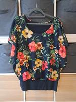 Sommerbluse od Shirt, raffinierter Schnitt, 48, nicht transparent Nordrhein-Westfalen - Langenfeld Vorschau