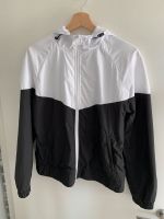 ⭐️WIE NEU URBAN CLASSICS JACKE SCHWARZ WEISS GR.  M ⭐️ Hessen - Elz Vorschau