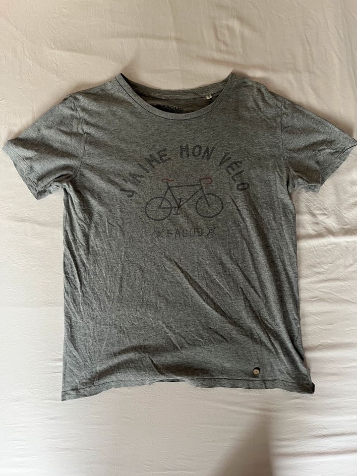 Herren TShirt Konvolut Größe M. Diesel, wemoto, Adidas. Y2K in Berlin