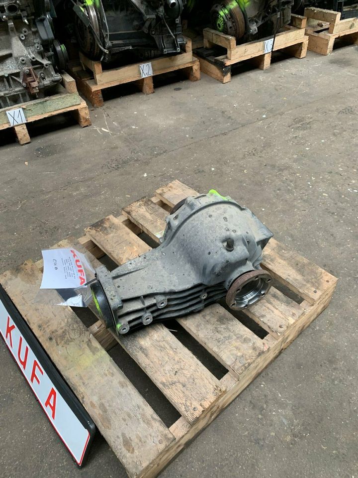 Audi A4 8E Avant 2,5 TDI Quattro 132 KW Diffi Differential EUB in Harrislee