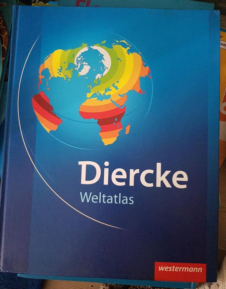 -Diercke Weltatlas  -ISBN: 978-3-14-100700-8 in Gau-Bickelheim