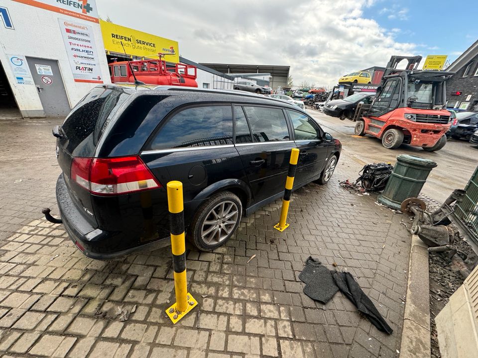 Opel Vectra B 1.6 74 KW Autoteile Ersatzteile Schlachtfest in Waldbröl