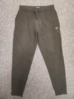 Barbour Jogginghose khaki grün Herren Gr. L Hessen - Sulzbach Vorschau