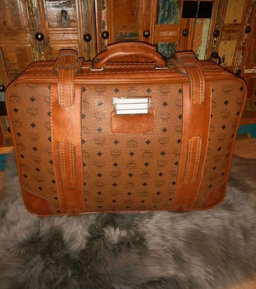 MCM Tasche Koffer braun Leder München 23914 in Wuppertal