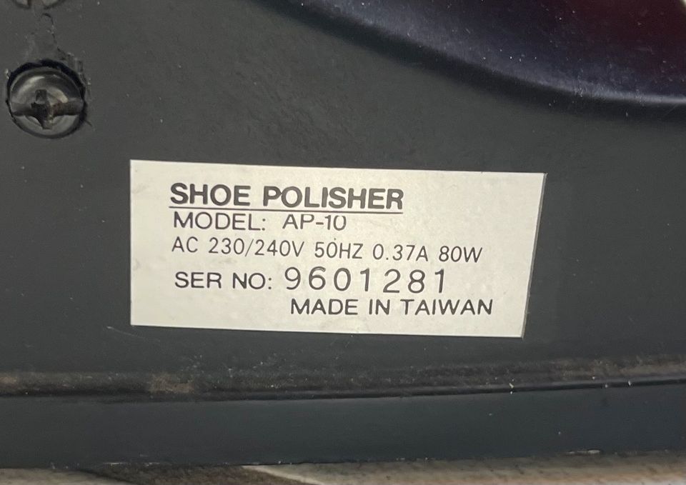 Schuhputz Maschine , 220 Volt in Beckingen