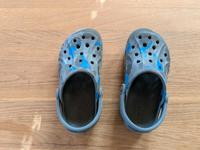 Crocs C11, 28/29, Hausschuhe Schleswig-Holstein - Klein Nordende Vorschau