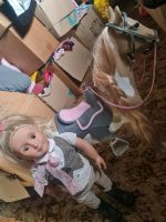 Pferd mit Puppe Nordrhein-Westfalen - Brakel Vorschau