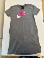 Nike Kleid für Mädchen Freizeitkleid Größe 137-146 Berlin - Neukölln Vorschau