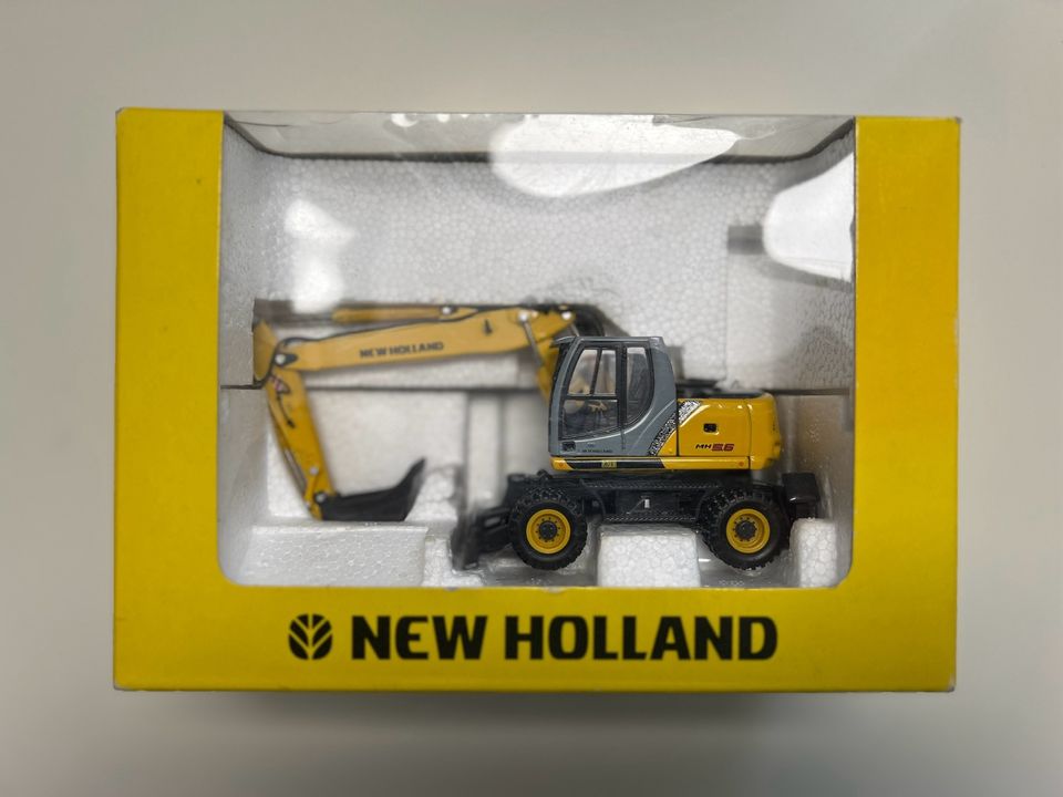 New Holland Mobilbagger MH 5.6 1:50 NEU OVP in Saarbrücken