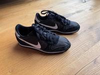 Sneaker - Damen - Nike - schwarz - Größe 38 Baden-Württemberg - Kraichtal Vorschau