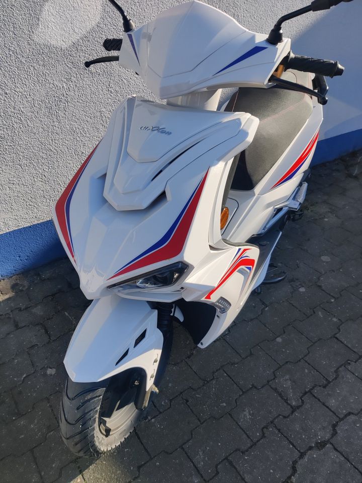 ❌LUXXON F 18  50ccm 45km/h NEU FINANZIERUNG + LIEFERUNG❌ in Ebensfeld