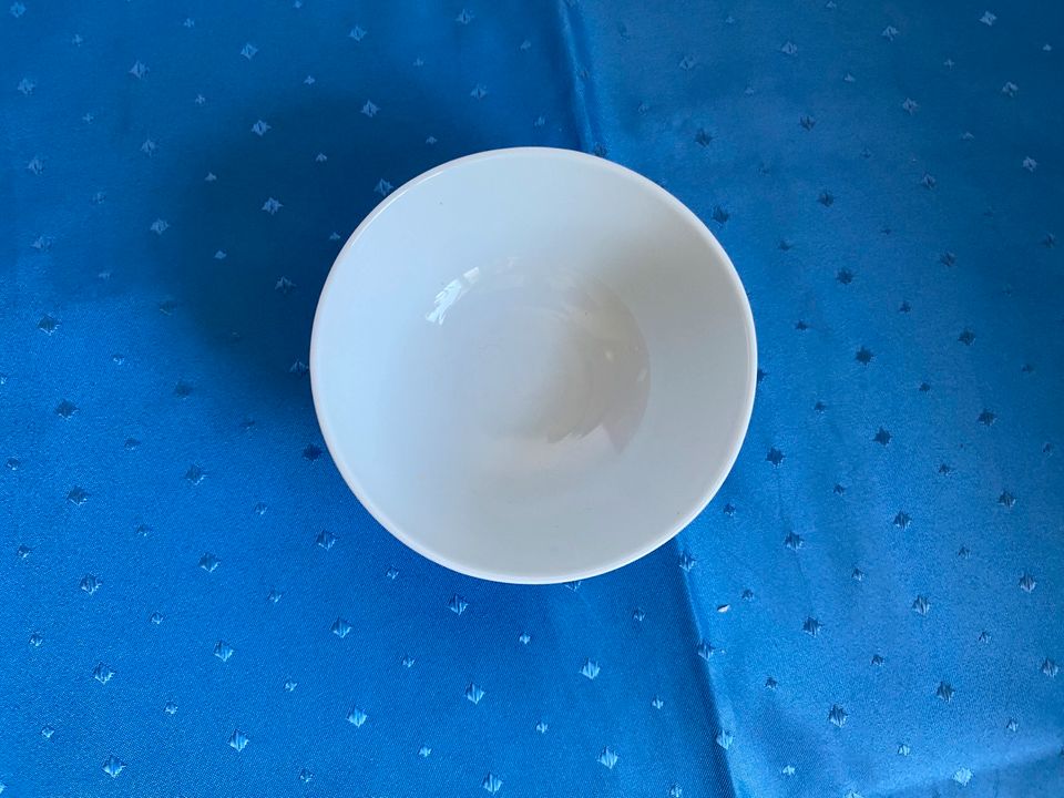 alte wertige Schale, Souvenir aus China in Trier