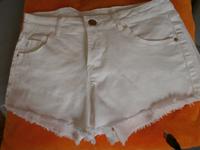 Ungetragene, weiße Jeans - Shorts - Gr. 34 /XS Münster (Westfalen) - Gievenbeck Vorschau
