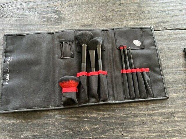 Hochwertiges Make-up Pinsel-Set ink. Etui 8-tlg. in Nordrhein-Westfalen -  Coesfeld | eBay Kleinanzeigen ist jetzt Kleinanzeigen