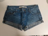 Jeans Shorts Größe 36 Nordrhein-Westfalen - Vlotho Vorschau