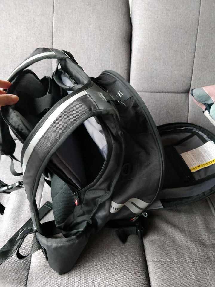 Givi XS317 Motorrad-Rucksack - 30 Lt in Großbettlingen