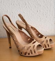 Guess high heels Sandalen in Farbe nude 10 cm Absatz Gr.36 Bayern - Sonthofen Vorschau