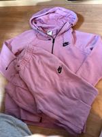 WIE NEU nike jogginganzug pink rosa Adidas jogginghose jacke Nordrhein-Westfalen - Viersen Vorschau