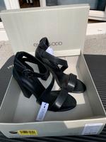 Even&Odd elegante Riemchensandalen mit Blockabsatz, 37, NEU & OVP Nordrhein-Westfalen - Bad Lippspringe Vorschau