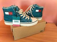 Tommy Hilfiger  Schuhe Sneaker NEU Gr.37 Bayern - Barbing Vorschau