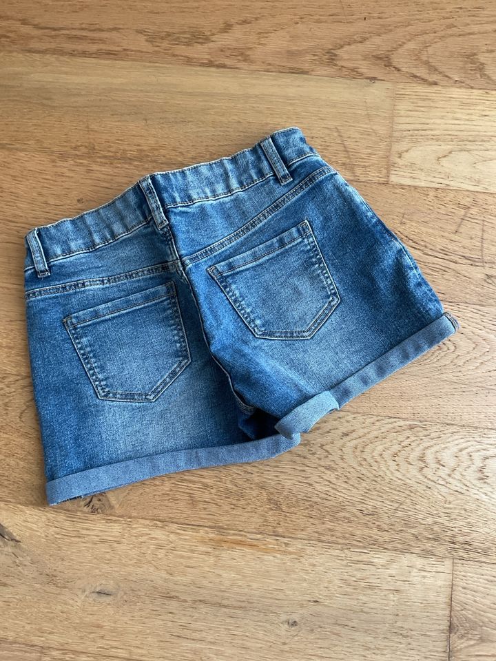 Shorts Jeans 152 in Altenholz