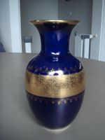 Kleine Vase  Royal Porzellan KPM echt Cobalt mit Gold 14 cm Hessen - Seligenstadt Vorschau