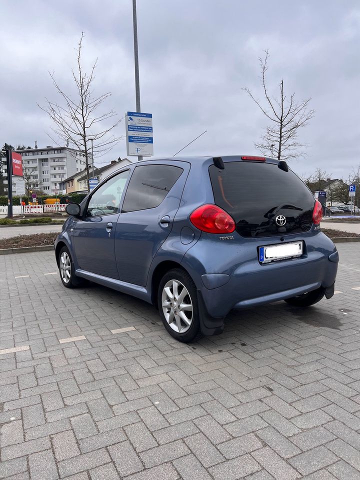 Toyota Aygo Tüv Neu in Kiel